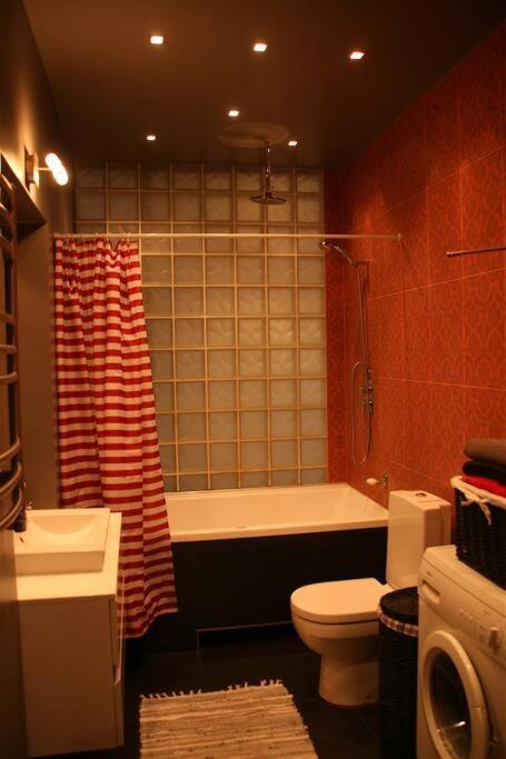 2 Room Apartment With Bath Ryga Zewnętrze zdjęcie